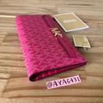 Michael Kors Wallet Photo 2