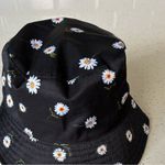 Alice + Olivia  Reversible Daisy Print And White Photo 6