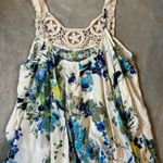 Entro  Floral Crochet Top Photo 2