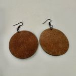 large round brown leather circle earrings Photo 5