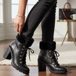 G by Guess Guess Black faux Fur-trim Lace-Up Boots. New Photo 0