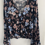 American Eagle  Soft & Sexy Top Photo 0