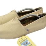 Toms Canvas Slip On Flats Natural Beige Tan Cream Size 9.5 NEW Photo 0