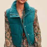 Loft  Puffer Vest Photo 0