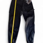 Vip Jeans Joggers Photo 0