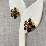 Elegant Gold Tone Black Flower Cluster Stud Earrings Pierced Ears Goth Witchy Photo 1