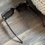 Carolina Herrera  Her 0131/S Photo 2