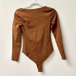 Zeynep Arcay Stretch Photo 3