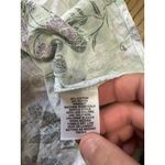 Liz Claiborne  Women Floral Button Down Size Medium‎ Cotton Blend Lightweight Photo 9