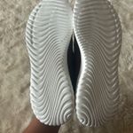 Adidas Women's Sneakers Photo 3