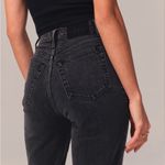 Abercrombie & Fitch  The 90s Straight Leg Ultra High Rise Jeans Women’s Size 29 8 Photo 2