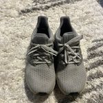 Adidas grey ultra boosts Photo 2