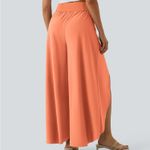 Halara 027HA.- High Waisted Back Waistband Pocket Palazzo Flowy Wide Leg Casual Pants. Photo 2