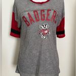 None Wisconsin Badgers Short Sleeve V Neck Top Size Small Photo 1