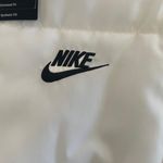 Nike NWT Sportswear Classic Puffer Therma-FIT Loose Vest Photo 4