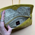 Hobo International A Very Beautiful Yellow Leather Clutch Wristlet Handag Photo 2