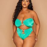 Pretty Little Thing Plus Green Hammered Trim Bikini Top NWT US 22 Photo 7