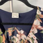 Selfie Leslie  Blue floral Romper size‎ medium Photo 1