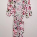 Show Me Your Mumu || Floral Brie Robe Photo 1