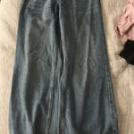Hollister  Low-Rise Baggy Jeans  Photo 1