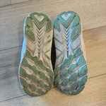 Hoka  Women’s Clifton 8 Cantaloupe Silver Peony Pink Running Shoe Size 10.5 Photo 9