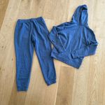 Travis Mathew Travis Matthew - Cloud Fleeve full Zip Hoodie & Joggers in Heather Navy Photo 3