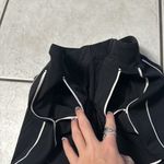 Athleta  Brooklyn Workout Shorts Women Size‎ 2 Black White Photo 4