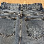 Pretty Little Thing Light Wash Flame Pocket High Rise Straight Leg Jeans Size 0 Photo 6