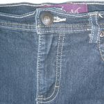 Gloria Vanderbilt  Amanda 4P 28x28 Dark Wash Jeans Petite Photo 6