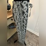 No Boundaries  Black/White Printed Wide Leg Pants - Size M Photo 5