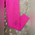 Beyond Yoga  neon bright pink 7/8th leggings women’s size medium Photo 2