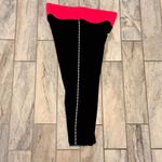 PINK - Victoria's Secret  women's small black/pink Yoga capri leggings Photo 2