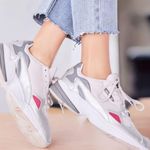 Adidas NWT Falcon Shoes in Orchid Tint Silver Photo 3