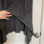 Susan Lawrence  women’s thick gray‎ knit acrylic open drapey vest sweater large Photo 4