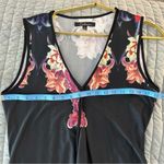 Calessa women’s size Large v Photo 5