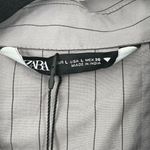 ZARA  Women's‎ Gray Pinstripe Long Sleeve Belted Cropped Shirt Top Size Large Photo 5