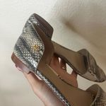 Tory Burch  Savannah Flat Sandals Snakeskin Open Toe Womens 7 Photo 2