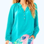 Lilly Pulitzer Elsa 100% Silk Top Green Preppy Office FLAW Womens Medium Photo 0