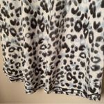 Kensie Top Tee Shirt Short Sleeve Leopard Print Soft White Gray Blue Crewneck Photo 5