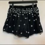 Opening Ceremony  Black embroidered shorts  size 2‎ Photo 1