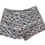 Lole  Casey Chino Shorts size 6 Photo 1