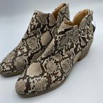 EXPRESS Beige Snake Embossed Ankle Boots Booties Womens 8 Fall Stacked Heel Photo 6