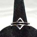 Source Unknown NWOT Unusual Open Rhombus Silver Tone Metal Size 9 Casual Unisex Ring Photo 0