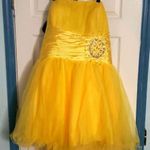 May Queen Couture size 20 short formal dress Yellow Photo 5