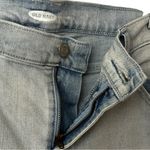 Old Navy Women’s Distressed Ripped Boyfriend Light Wash Cropped Sz 8 Photo 2