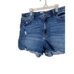 Hollister  Curvy Ultra High Rise 3 inch Mom‎ Shorts Size 31 Photo 2