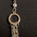 Paparazzi Silver Contemporary Cadence Necklace Photo 2