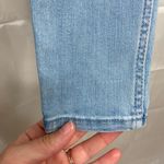 Hollister EUC  women’s light wash curvy high-rise super skinny ripped denim jeans Photo 2