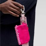 Lululemon NWT Clippable Card Pouch Passionate & White Wordmark Photo 4