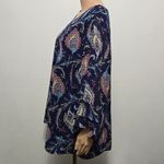 Valerie Stevens  Navy Paisley Tiered Bell Sleeve Blouse – Size 1X Photo 2